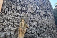Artificial stalactite wall.